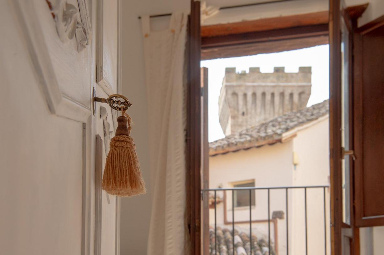 Torre Della Botonta Acomodação com café da manhã Castel Ritaldi Exterior foto